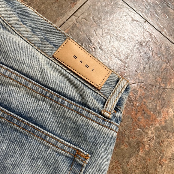 MNML Straight Leg Denim Jeans - Picture 2 of 5